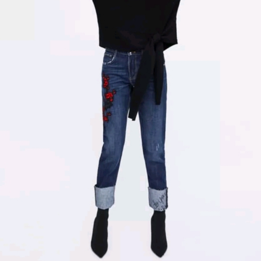 Zara Embroidered Cigarette Jeans Red Flowers Size 0